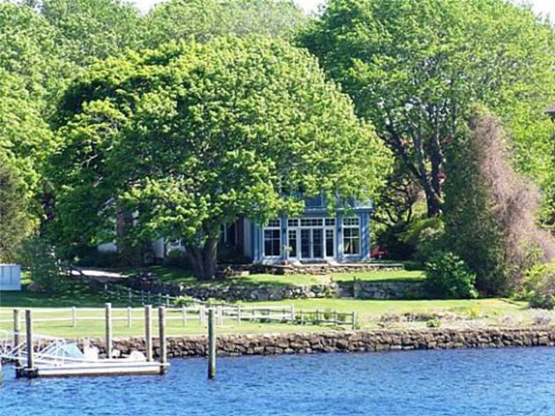 41 Avondale Rd, Westerly, RI 02891 - photo 1