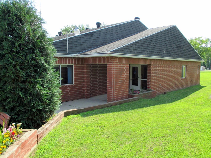 222 1st Ave NE unit 3, Eagle Bend, MN 56446 - photo 1