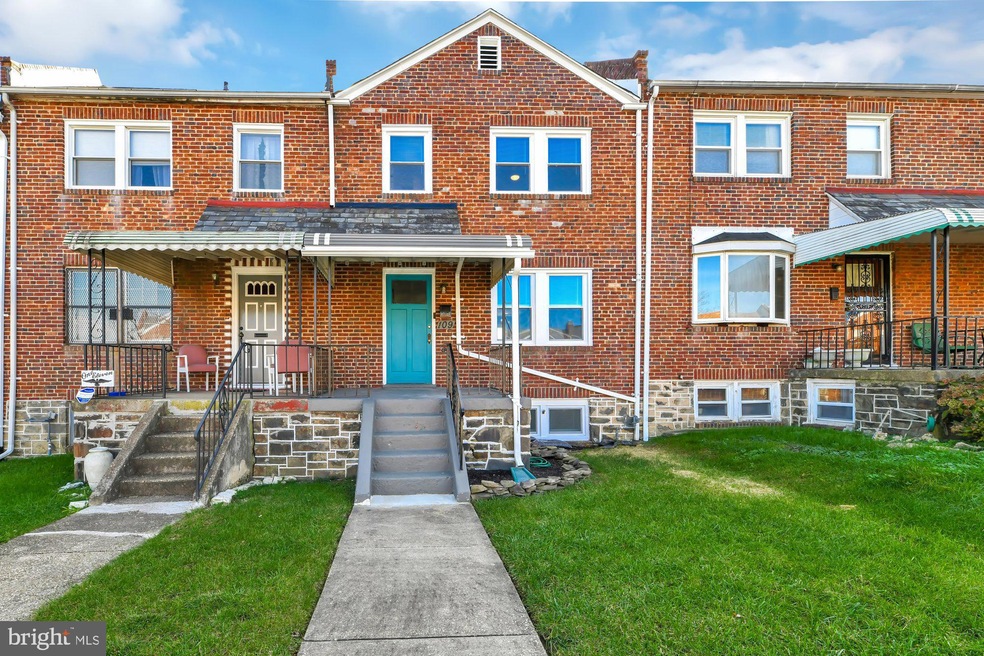 109 N Kossuth St, Baltimore, MD 21229 - photo 1
