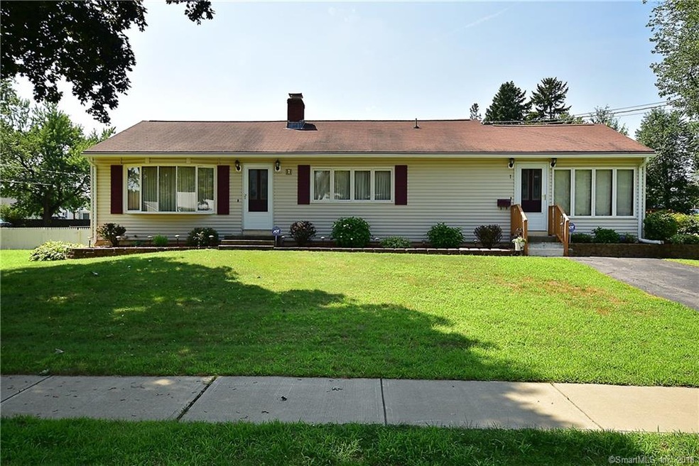 Welcome to 7 Rogers Lane!