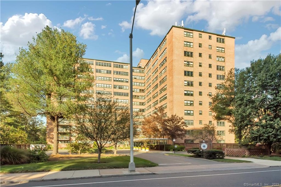 The Woodland unit 5E, Hartford, CT 06105 - photo 1