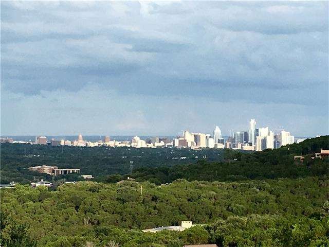 Spectacular city views!
