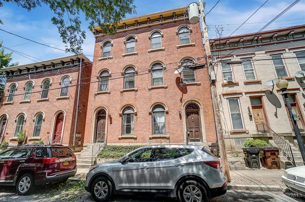 428 Chestnut St, Cincinnati, OH 45203 - photo 1