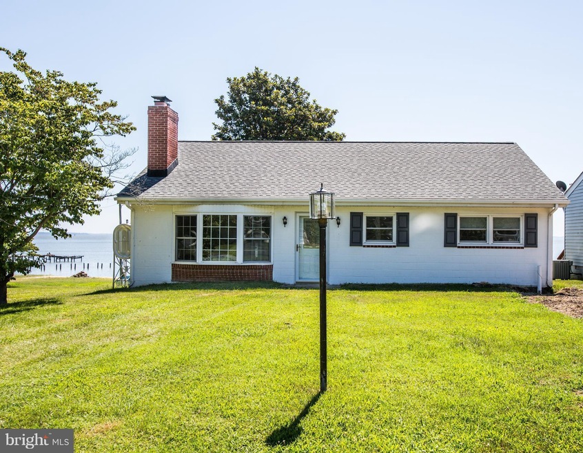 500 Shore Dr, Colonial Beach, VA 22443 - photo 1