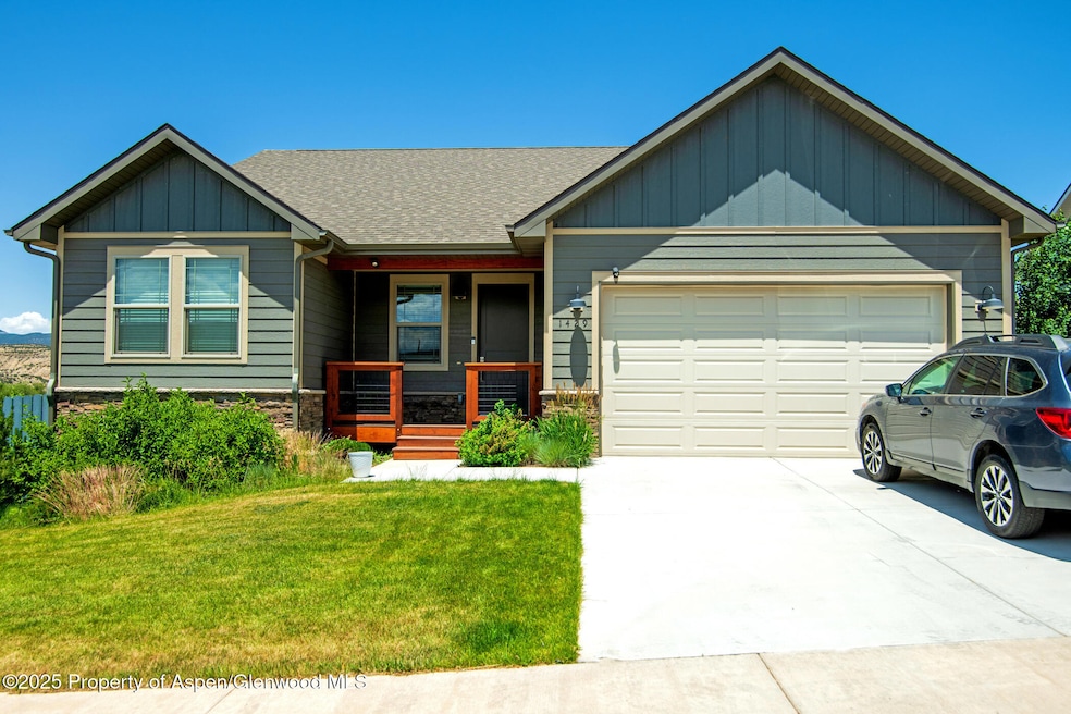 For Sale $695,000 • Co-Listing Agent