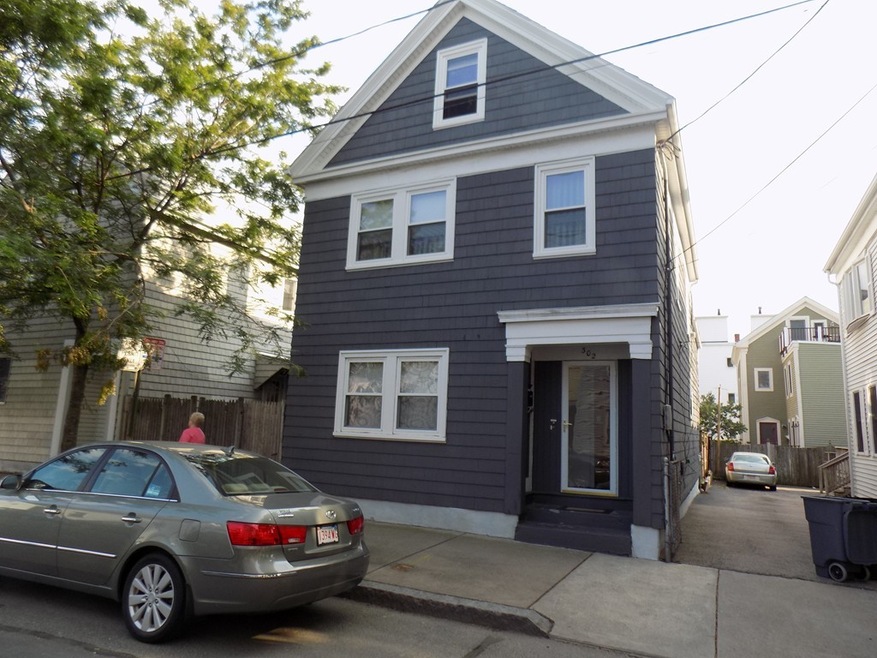 302 Hurley St unit 1, Cambridge, MA 02141 - photo 1