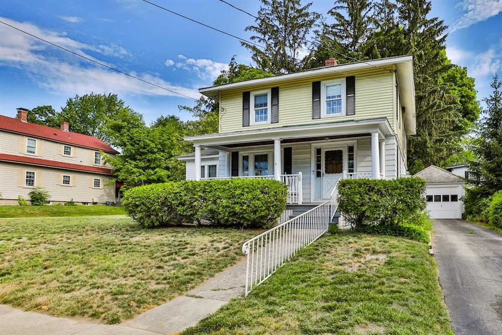 29 Hall Ave, Nashua, NH 03064 - photo 1