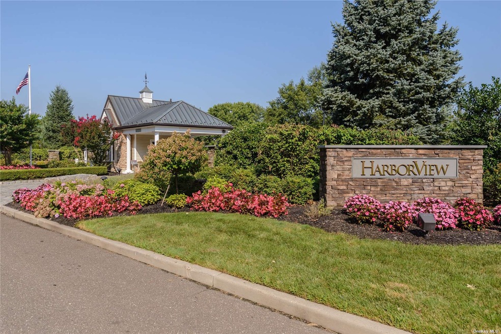 Harbor View at Port Washington unit 305, Port Washington, NY 11050 - photo 1