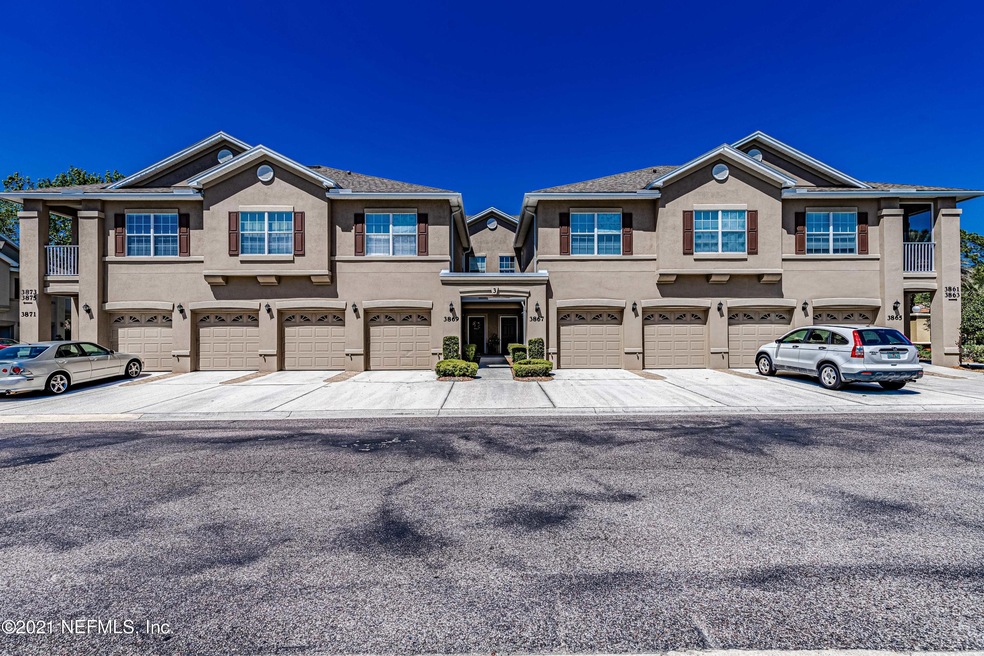 1-3863 Summer Grove Way #2