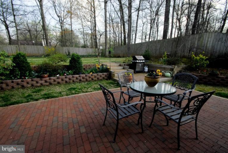 14717 Seneca Castle Ct, Gaithersburg, MD 20878 - photo 1