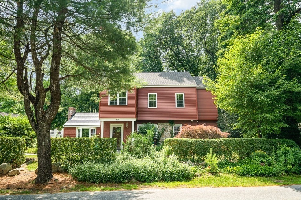 504 Maple St, Franklin, MA 02038 - photo 1