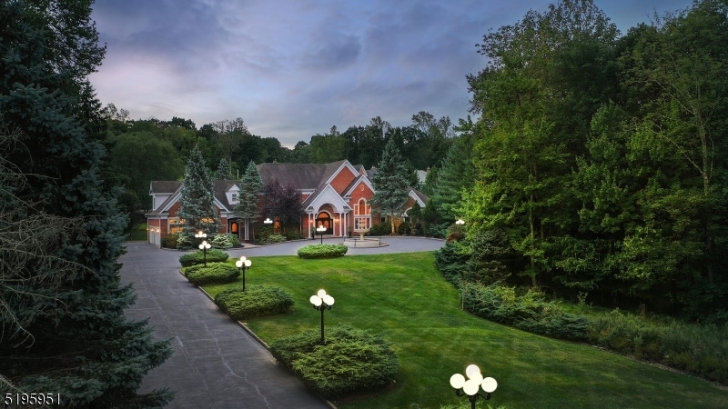 9 Conifer Dr, Warren, NJ 07059 - photo 1