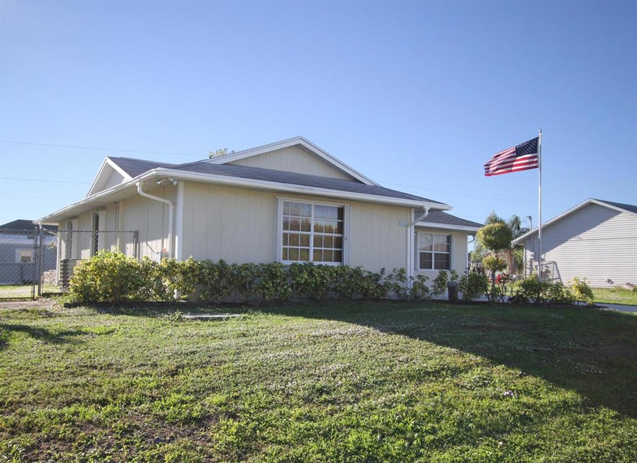 1672 SW McAllister Front 1