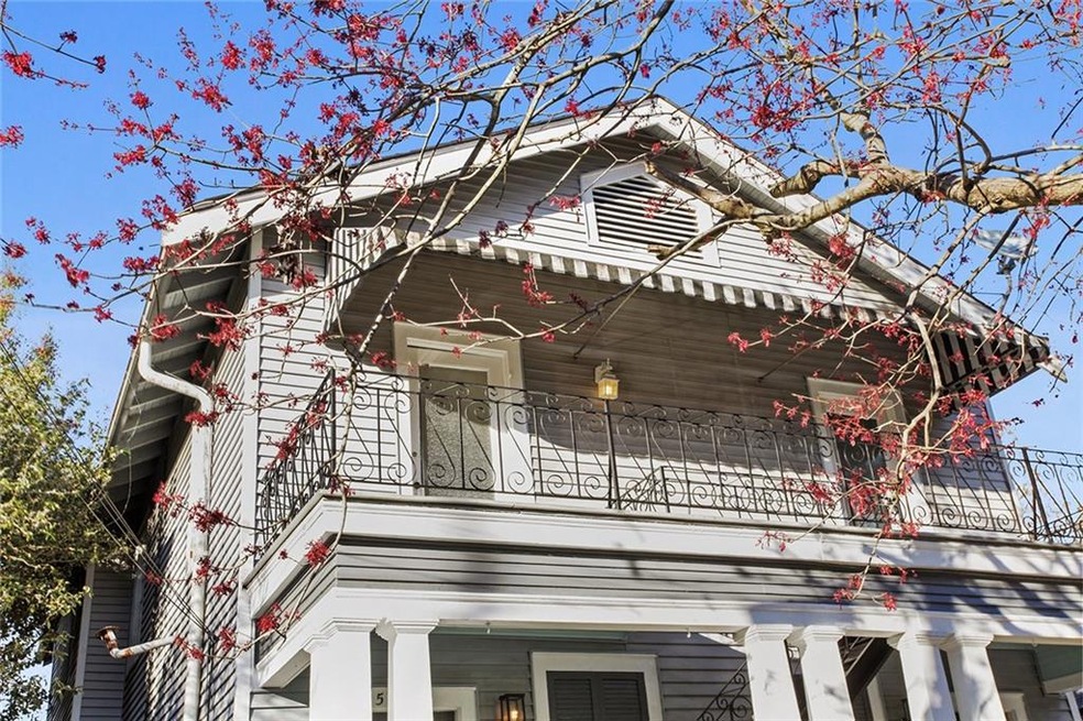 5229 Coliseum St unit Upper, New Orleans, LA 70115 - photo 1