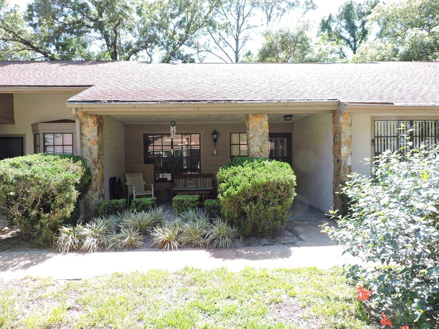 2131 Sea Pines Ct, Spring Hill, FL 34606 - photo 1