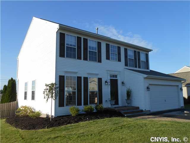 104 Bette Cir, Chittenango, NY 13037 - photo 1
