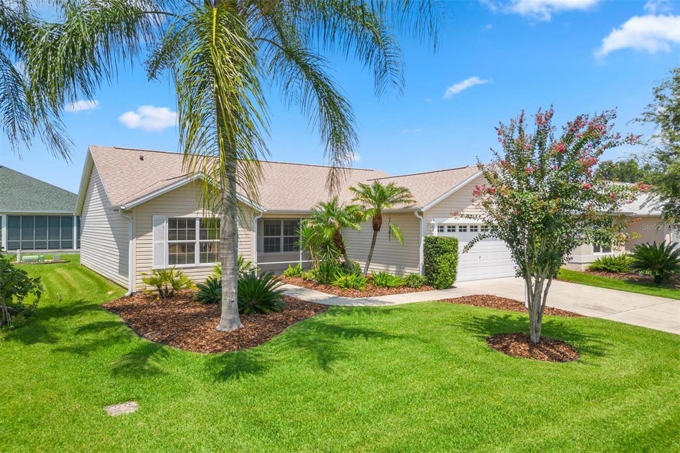 654 Brighton Dr, The Villages, FL 32162 - photo 1