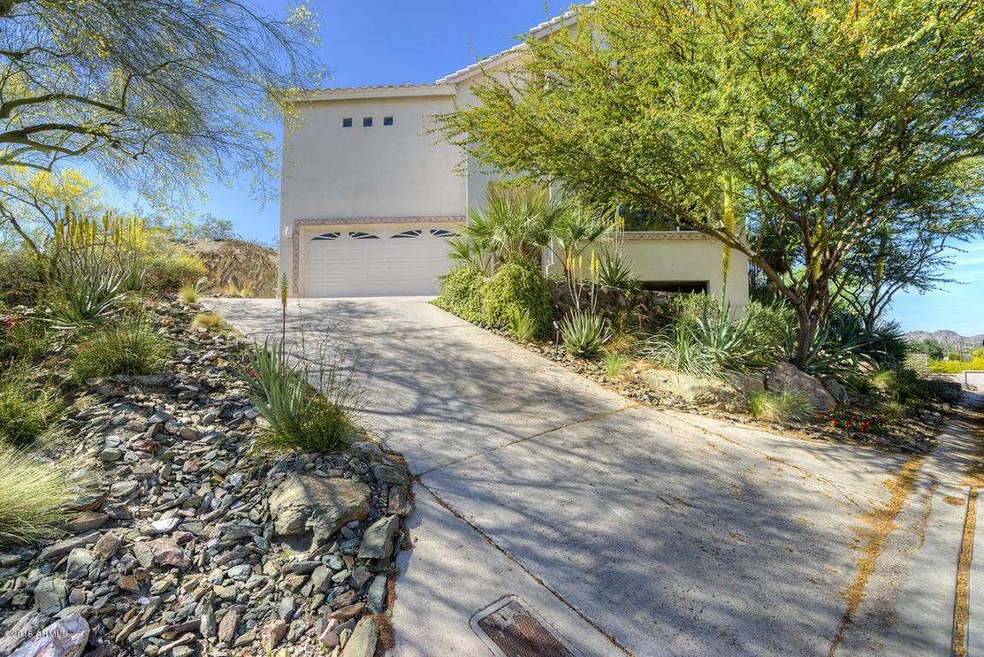 1001 E Griswold Rd unit 8, Phoenix, AZ 85020 - photo 1