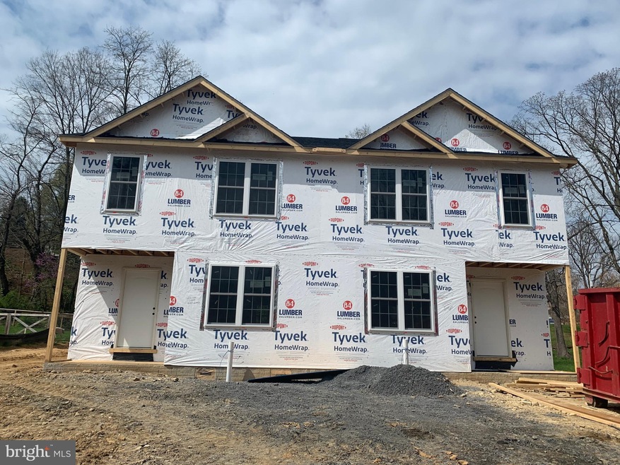 1012 Virginia Ave, Front Royal, VA 22630 - photo 1