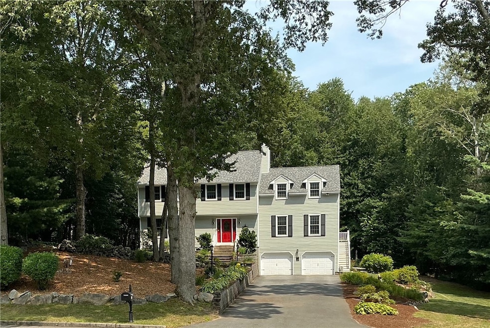 Under Contract $900,000