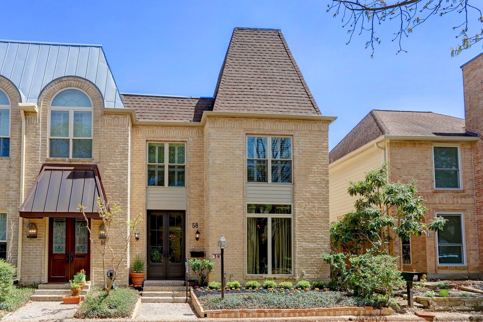 58 Bayou Pointe Dr, Houston, TX 77063 - photo 1