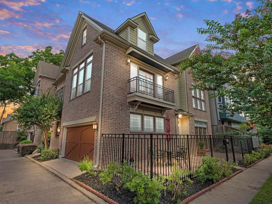 2022 Vermont St, Houston, TX 77019 - photo 1