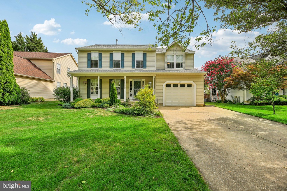 1604 Trumbulls Ct, Crofton, MD 21114 - photo 1