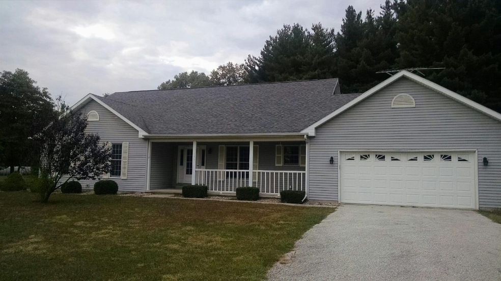 132 Acre Ln, Wheatfield, IN 46392 - photo 1