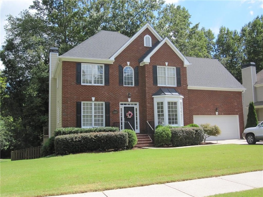 New roof, freshly painted exterior, hardwoods on m