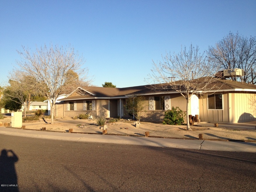 917 W Linger Ln, Phoenix, AZ 85021 - photo 1