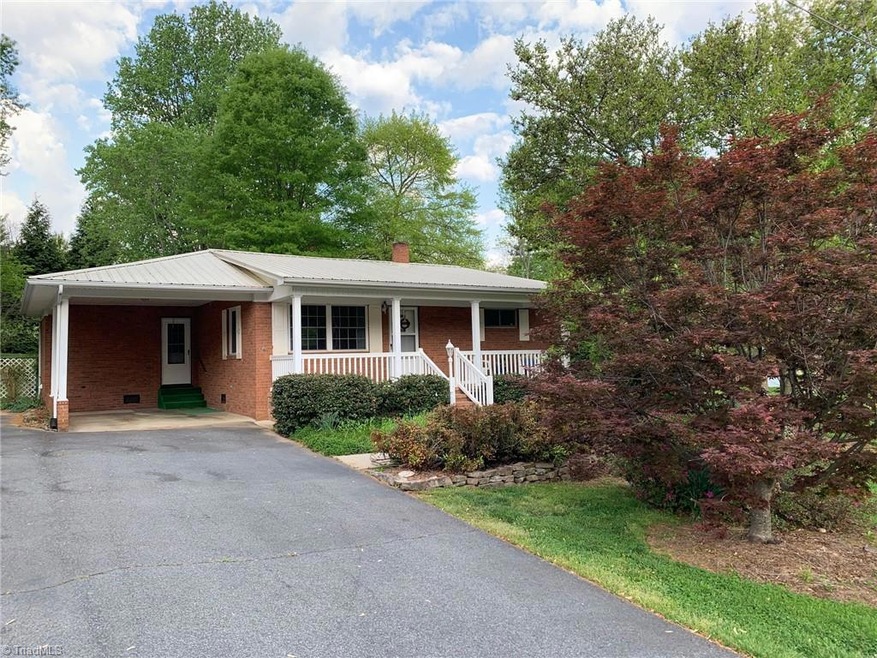 2113 Lamar Dr, Asheboro, NC 27203 - photo 1