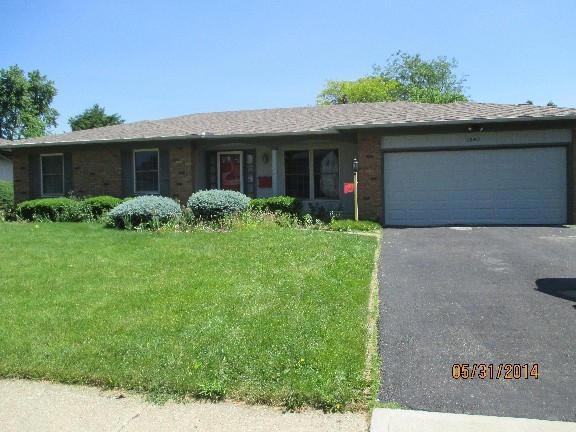 1860 Dorsetshire Rd, Columbus, OH 43229 - photo 1