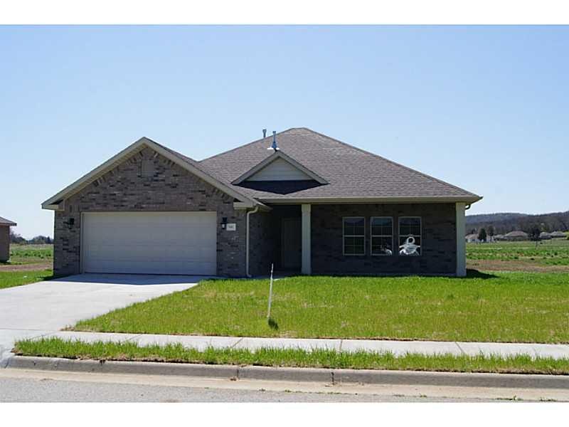 941 White Oak St, Elkins, AR 72727 - photo 1