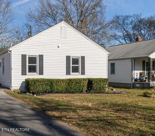 921 Shamrock Ave, Knoxville, TN 37917 - photo 1