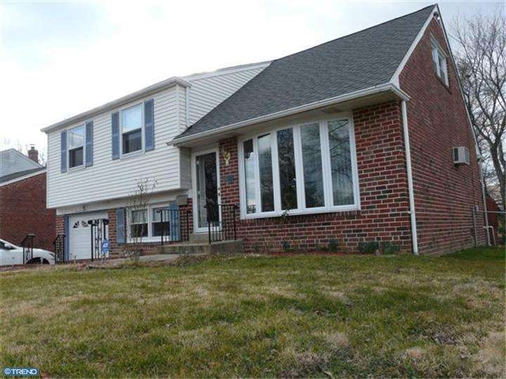 304 Melvin Dr, Brookhaven, PA 19015 - photo 1