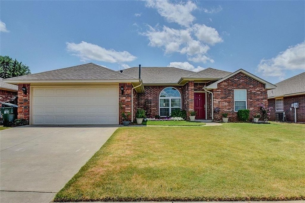 1108 Falco Concolor Dr, Norman, OK 73072 - photo 1