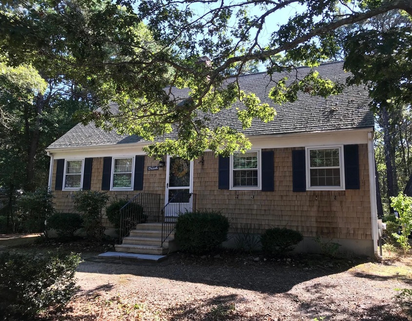 172 Whippoorwill Cir, Mashpee, MA 02649 - photo 1