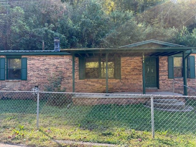 214 Silk Stocking Loop, van Lear, KY 41265 - photo 1