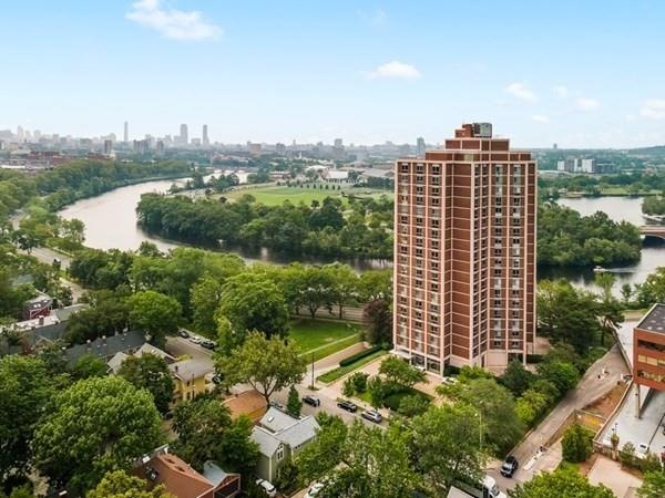 Ten Ten Memorial Drive unit 2A, Cambridge, MA 02138 - photo 1