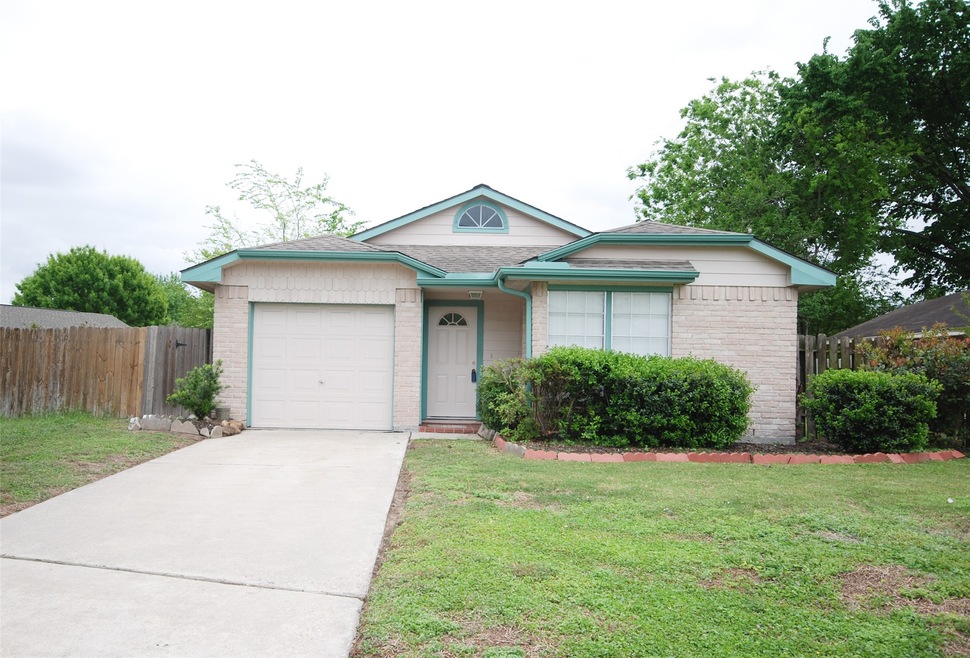 11016 Little Barley Ct, Houston, TX 77086 - photo 1