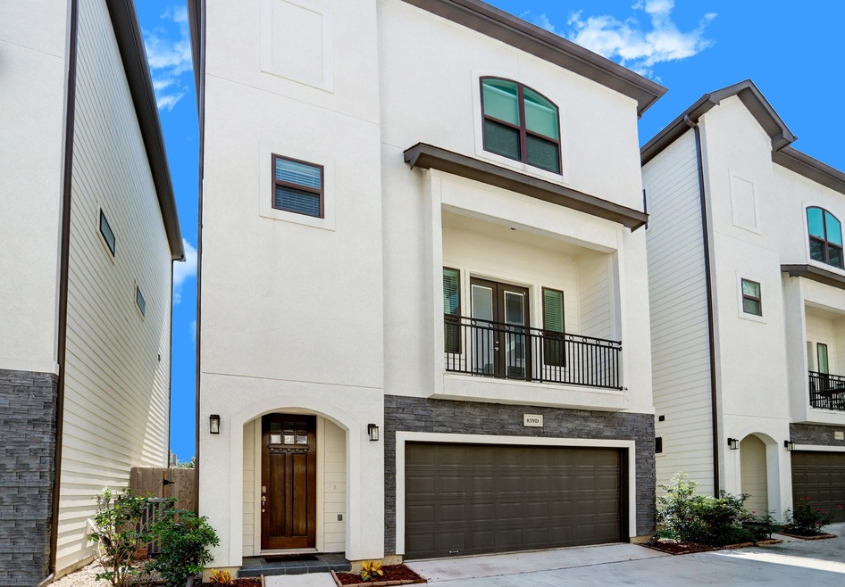 839 Fisher St unit D, Houston, TX 77018 - photo 1