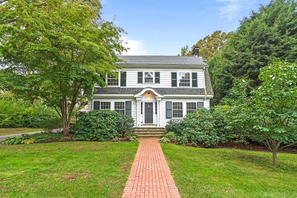 8 Tappan Rd, Wellesley, MA 02482 - photo 1