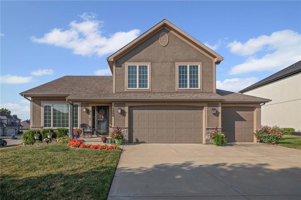 Under Contract $459,000 • Co-Listing Agent