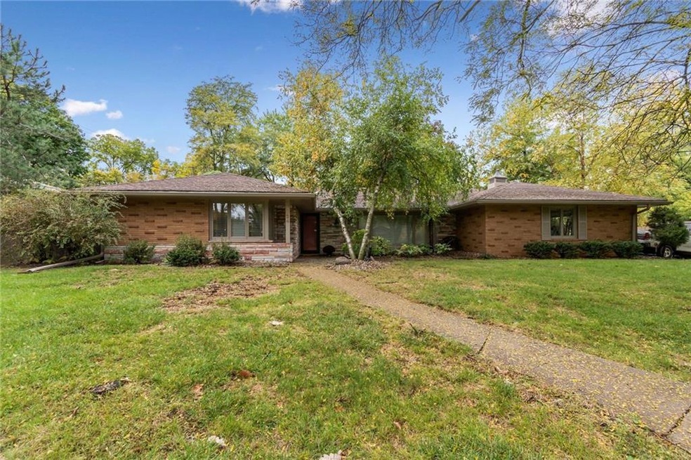 1724 Plaza Cir, Windsor Heights, IA 50324 - photo 1