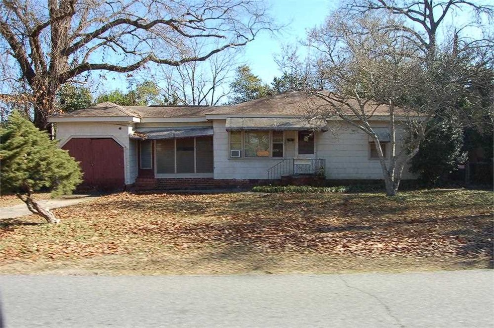 208 N 6th St, Warner Robins, AK 31093 - photo 1