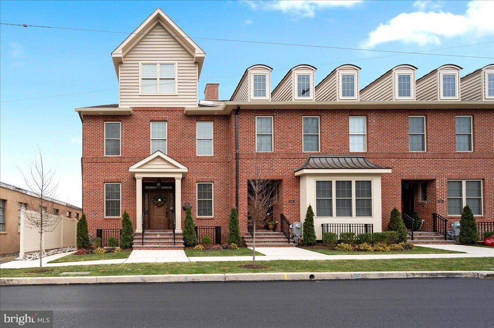 262 W Ashland St, Doylestown, PA 18901 - photo 1