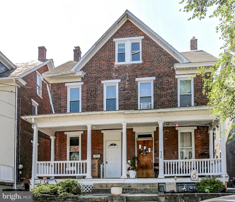 422 Bosler Ave, Lemoyne, PA 17043 - photo 1