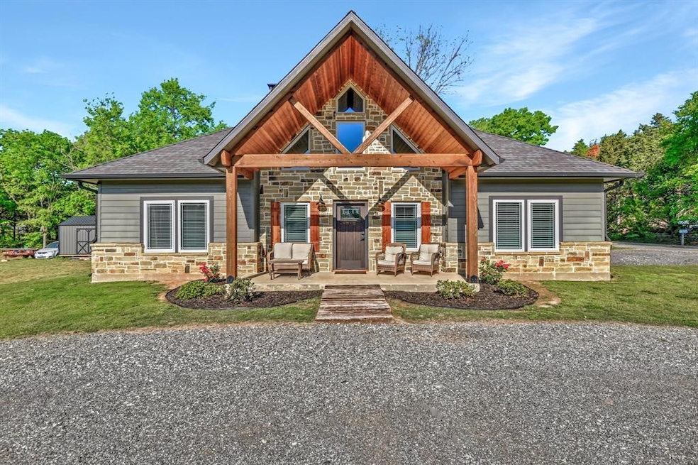 560 Willow Dr, Pottsboro, TX 75076 - photo 1