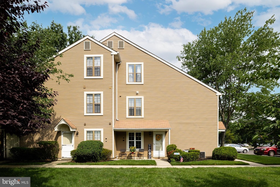 171A Collin Ct unit 171A, Mount Laurel, NJ 08054 - photo 1