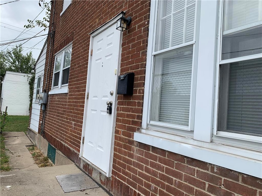 718 N 19th St unit 2nd Floor, Allentown, PA 18104 - photo 1